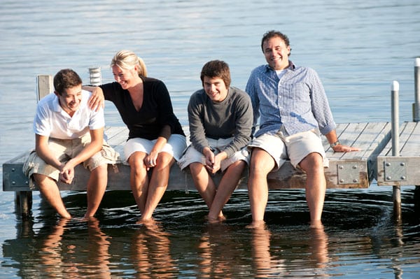 Service_Lake-Weed-Control_Family-on-dock