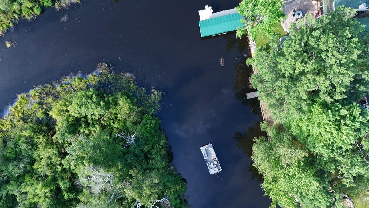 Drone shot of Coon Lake birds eye view.